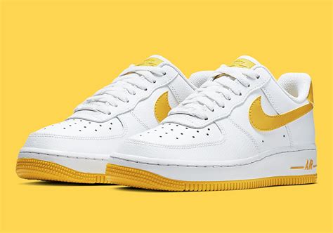 nike air force 1 yellowing.